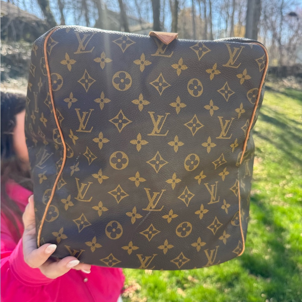 Louis Vuitton Monogram Keepall 55 - Picture 13 of 17